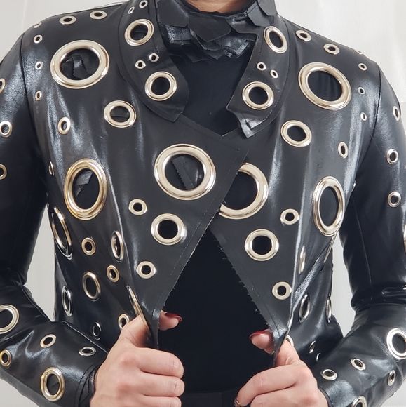 Women's Jacket - Picture 3 of 4